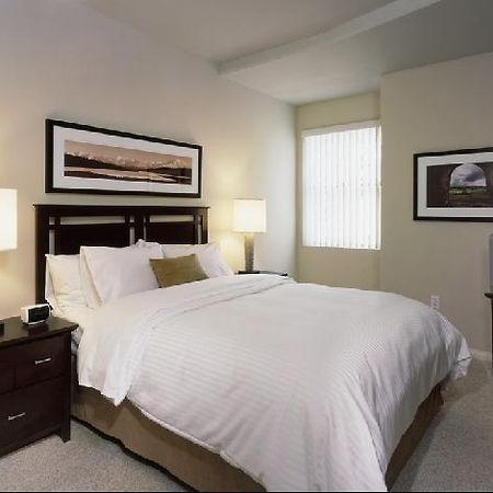 Hotel Oakwood Chicago Zimmer foto